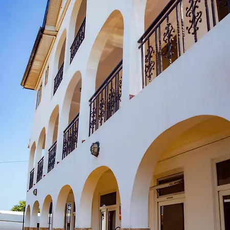 Kunta Kinte Hotel-2