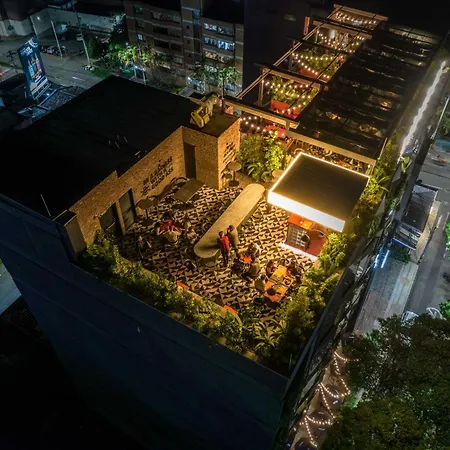 Hashtag 98 Hotel By Jalo-3