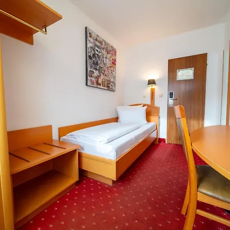 Hotel Mondial Munich-2