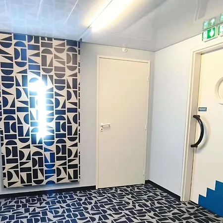 Ibis Budget Poitiers Nord Futuroscope-2
