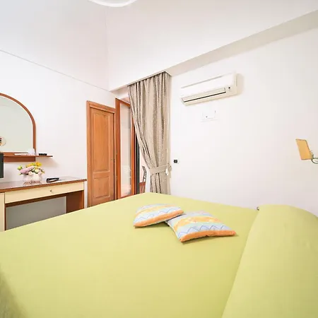 La Capannina - Hotel & Apartments-2