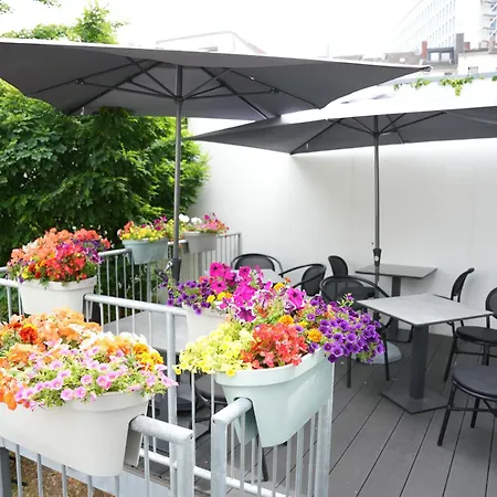 Boutique Hotel Sir & Lady Astor - The Charming City Hotels-3