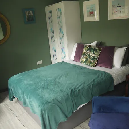 Skyline Guesthouse Newquay-2
