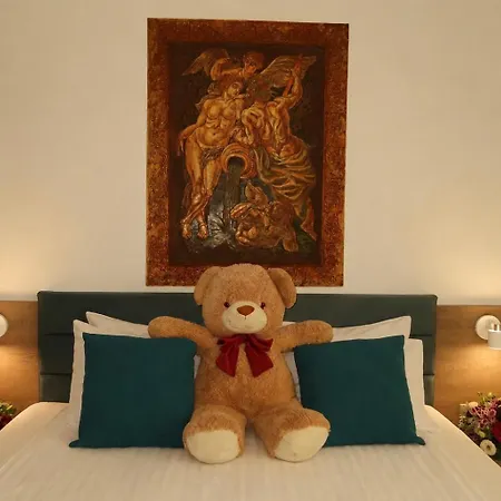 Central Plaza Hotel-3