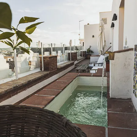 La Ermita Suites - Único Hotel Monumento de Córdoba-3