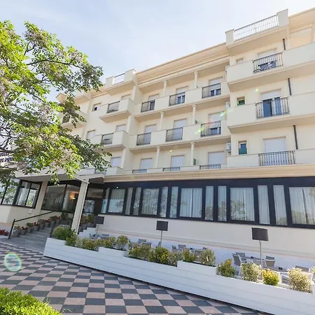 Hotel Garden-2