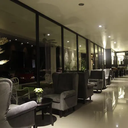 I Am Jazz Hotel-2