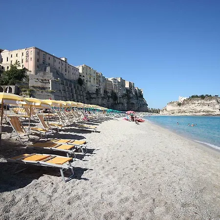 Le Roccette Mare-3