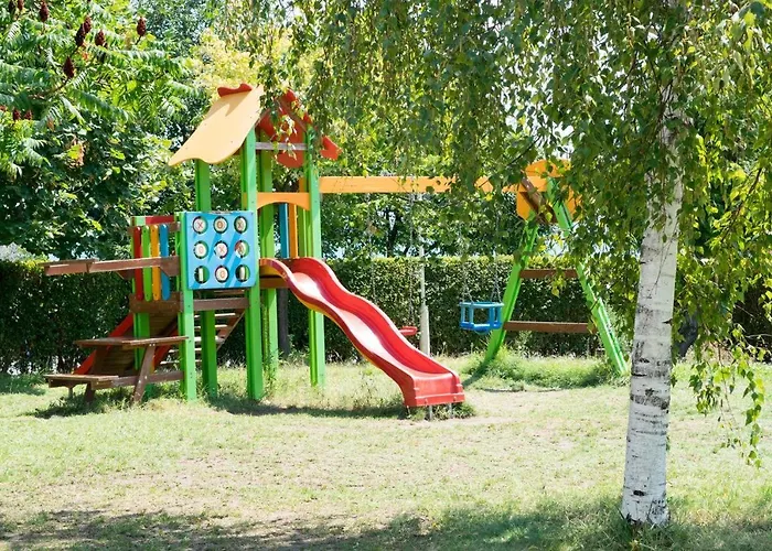 Sineva Park Hotel