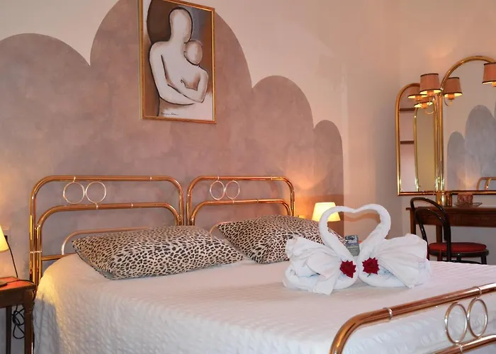 B&B only: B&B Villa Olmo