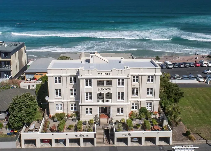 Majestic Mansions - Apartments At St Clair