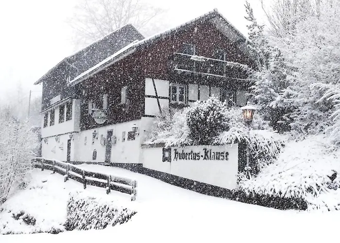 Jeje Und Anna's Eifel Haus