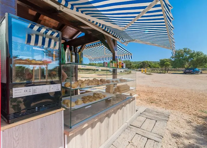 Hotel vicino al College: Glamping Tents Mediteran Kamp Phalaris