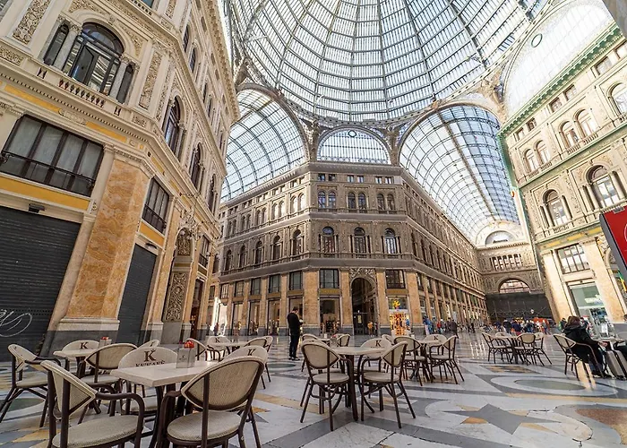  Le 4 Stagioni Dante H Napoli Centro, By Clapa Group