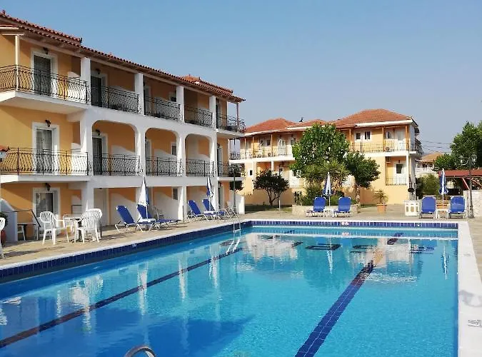  Village Inn Studios & Family Apartments
