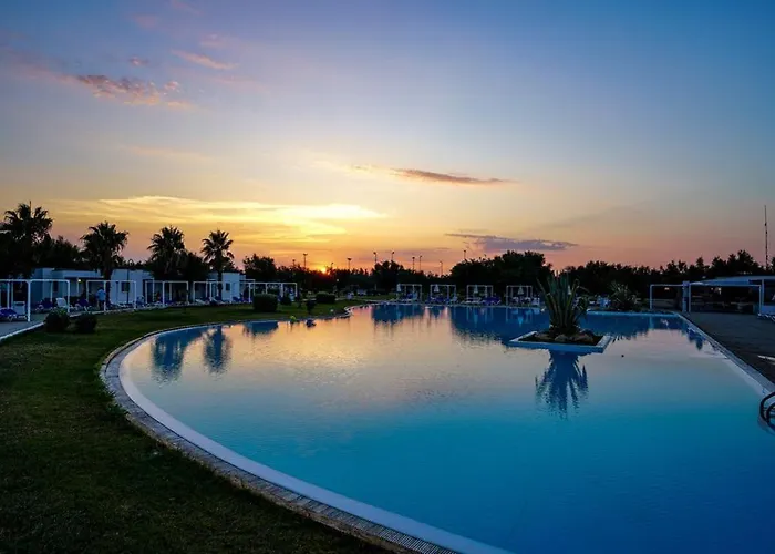Hotel Ping Pong: Salento Villaggio Turistico Residenza Torre Rinalda