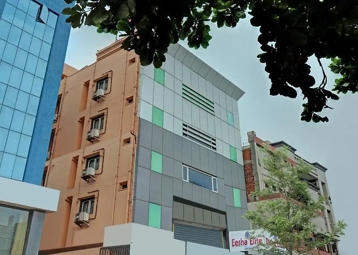 Cheap hotel: Eesha Elite