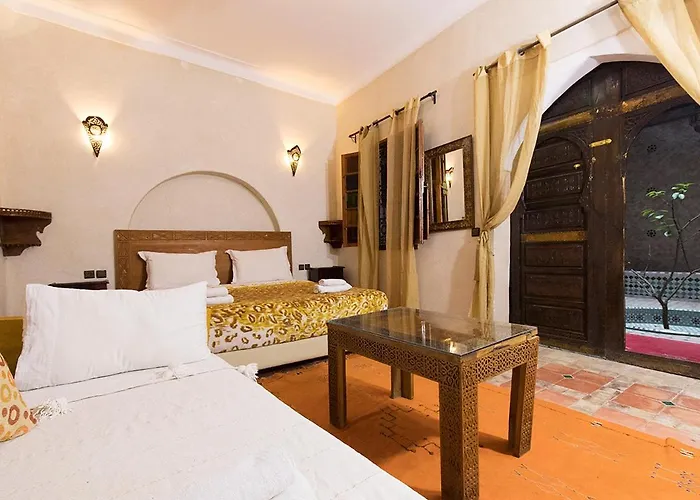 Hotel cerca del aeropuerto: Riad Wardate Rita