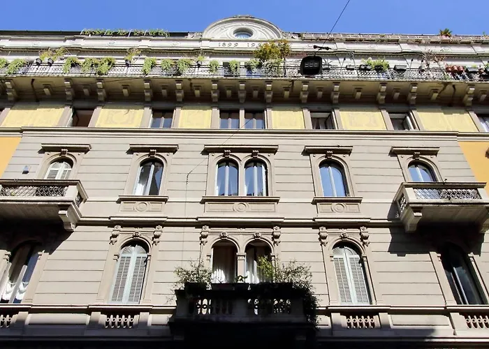 Vico Fashion District