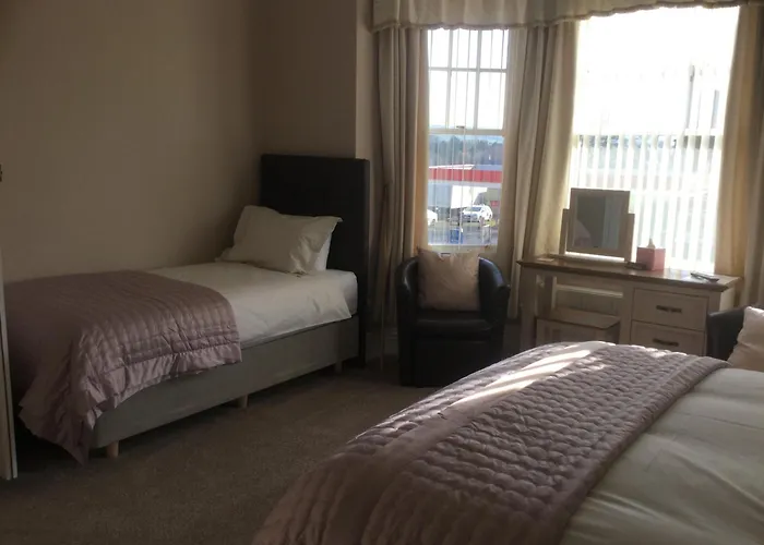 Glenora Guest House