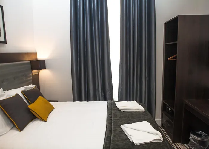 Hôtel pour familles: The Tudor Inn Hotel