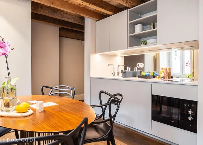 Dare Lisbon House