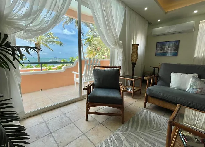 Private Villa: Seaside Villas