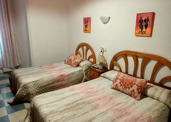  Hostal Continental