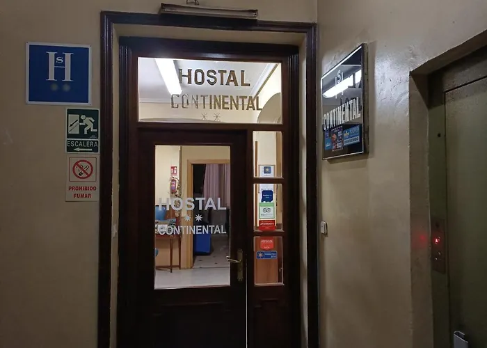  Hostal Continental