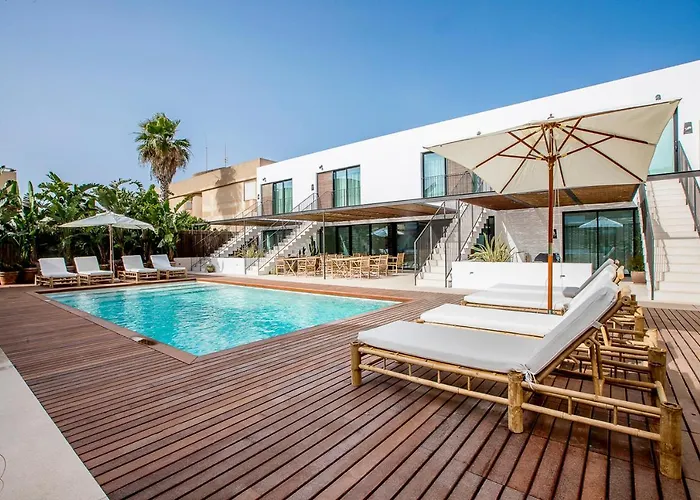 Hotel familiar: Can Micalet