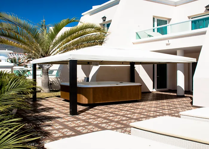 Flamingo Suites Boutique