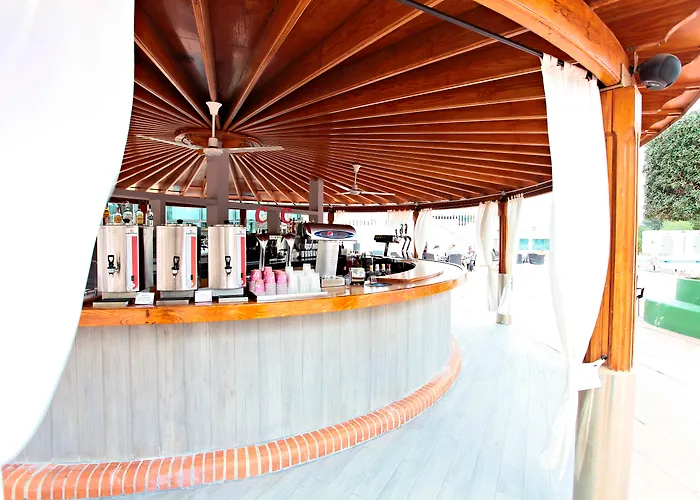 Best Selfcatering Sandos Benidorm Suites (Adults Only)