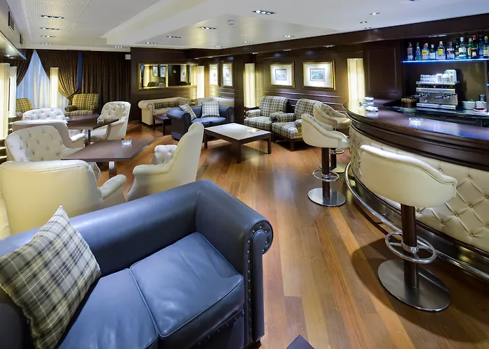 4 star hotel: Barcelona Hotel Colonial