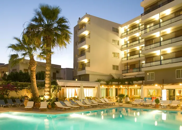 Hôtel Jacuzzi: Best Western Plus Hotel Plaza