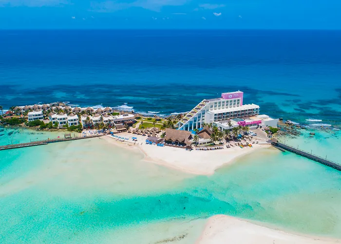 Isla Mujeres Hotels for Romantic Getaway with a view