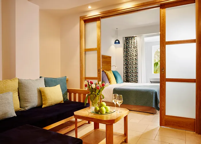 Eagles Palace - Small Luxury s Of The World