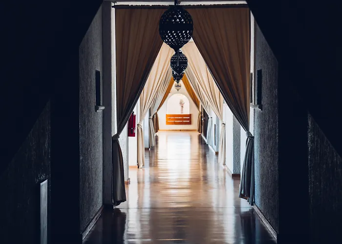 In Luxury hotels Bahia & Beach House