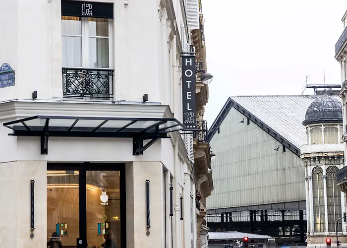 Hotel: Le 12 Hotel