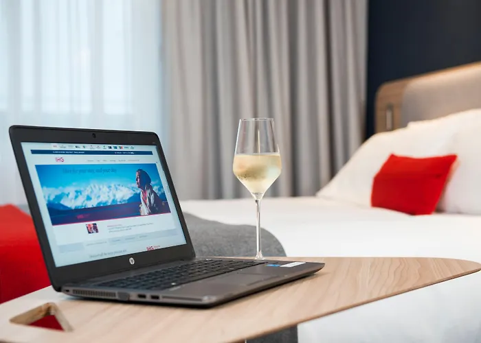 Trip to College Holiday Inn Express London Greenwich By Ihg