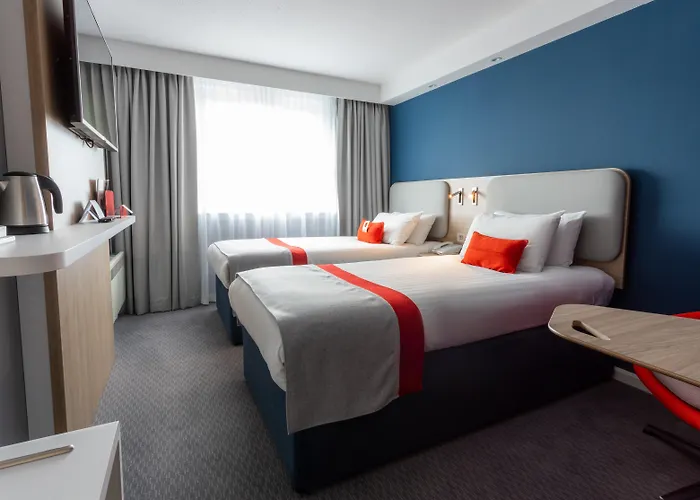 Holiday Inn Express - - City Ctr Theatreland By Ihg