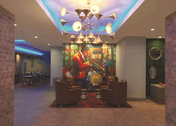 Hôtel accueillant les animaux: La Quinta Inn & Suites By Wyndham New Orleans Downtown