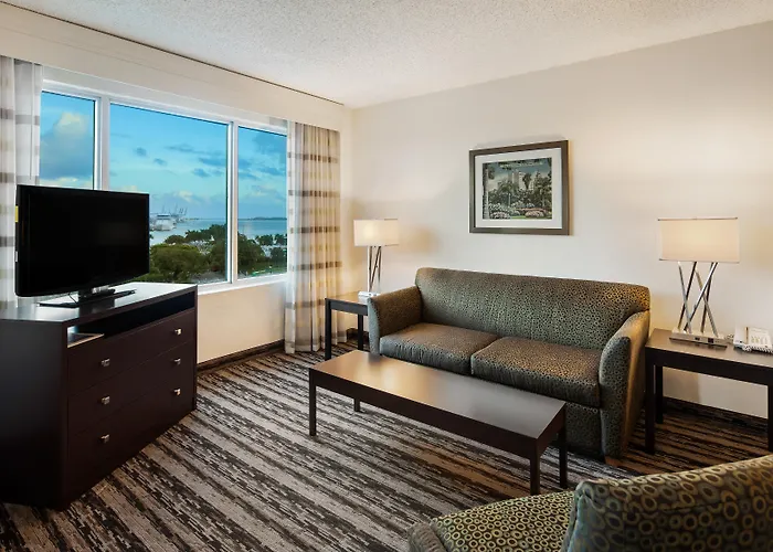 Holiday Inn Port Of -Downtown By Ihg