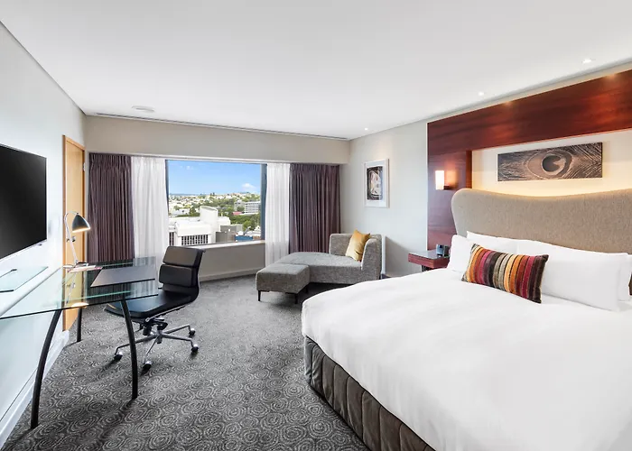 Crowne Plaza By Ihg