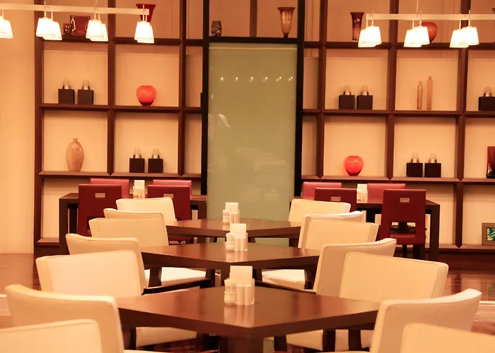 Beach Hotels Sunroute Plaza Shinjuku