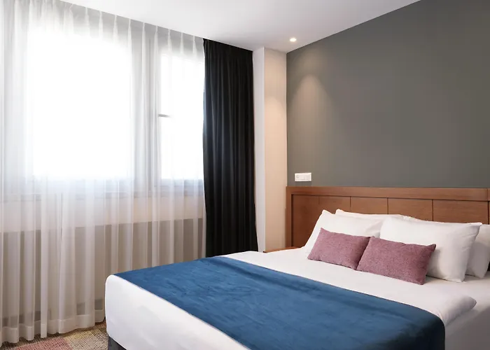 Hotel near College: Embassy Hotel Tel Aviv