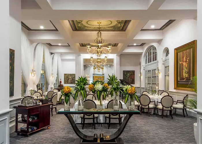 Family Hotel: Raffles Hotel Le Royal