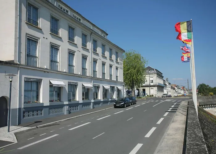 Pet Friendly hotel: Best Western Adagio Saumur