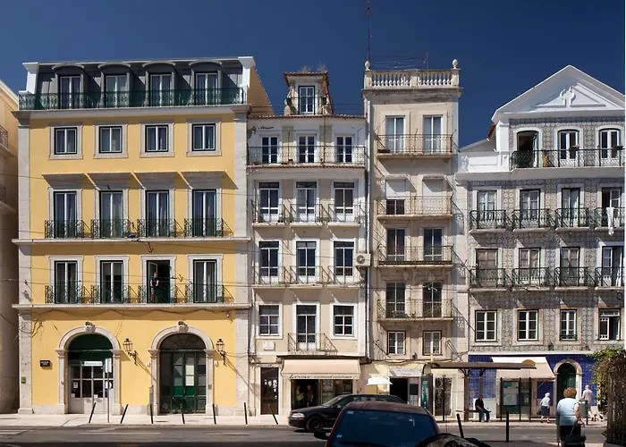 Ascensor Da Bica - Lisbon Serviced Apartments