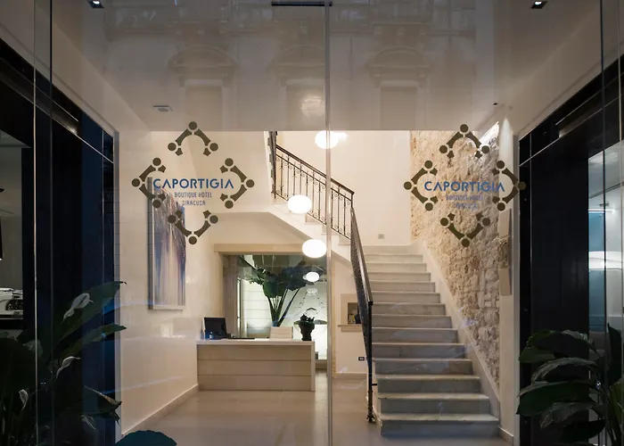  Caportigia Boutique