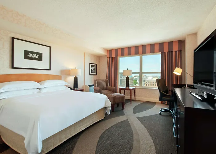 Beach Hotels Hilton Madison Monona Terrace